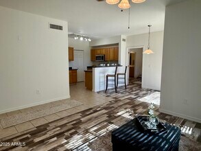 3330 S Gilbert Rd in Chandler, AZ - Building Photo - Building Photo