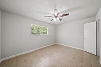 16707 Barcelona Dr photo'