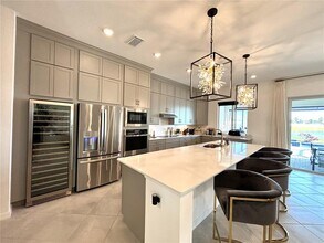 17510 Jadestone Ct in Venice, FL - Building Photo - Building Photo