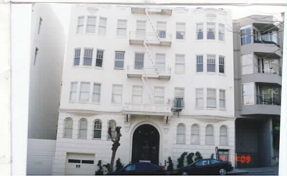 1809 California St in San Francisco, CA - Building Photo