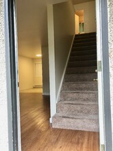 3604 NE 73rd Pl in Seattle, WA - Foto de edificio - Building Photo