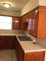 4106 W Walnut St in Garland, TX - Building Photo