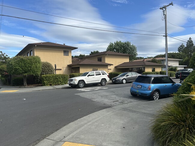 2nd Street Apartments in Novato, CA - Building Photo - Building Photo