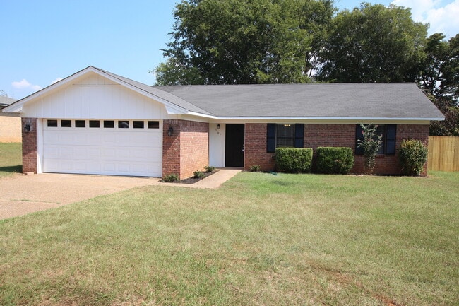 property at 907 Christopher St