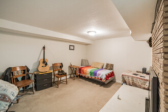 The Chatham Apartments in Arvada, CO - Building Photo - Interior Photo