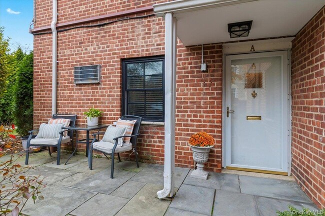 181 Purchase St in Rye, NY - Building Photo - Building Photo