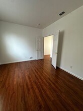 10322 Sagres Way in Elk Grove, CA - Building Photo - Building Photo