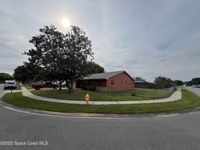 641 Auburn Ave in Melbourne, FL - Building Photo - Building Photo