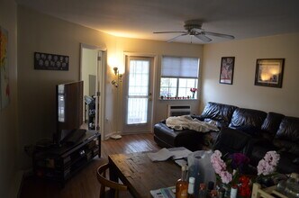 50 Myano Ln, Unit # 11 in Stamford, CT - Building Photo - Building Photo