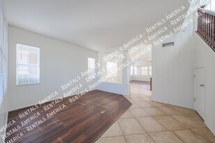 35005 N 30th Dr in Phoenix, AZ - Building Photo