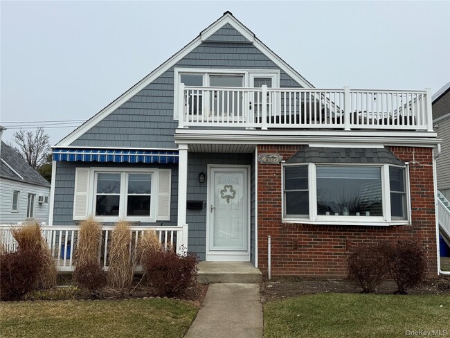 property at 433 W Park Ave