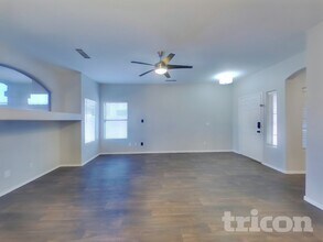 8418 W Sonora St in Tolleson, AZ - Building Photo - Building Photo