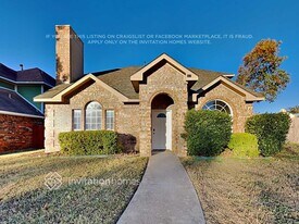 304 Stringer Dr in Cedar Hill, TX - Building Photo