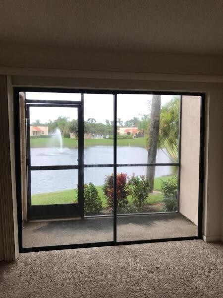 2083 NE Collins Cir-Unit -4d in Jensen Beach, FL - Building Photo
