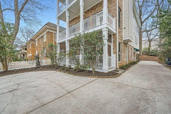 397 4th St NE in Atlanta, GA - Building Photo - Building Photo