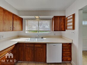 6 Smithridge Park in Reno, NV - Building Photo - Building Photo