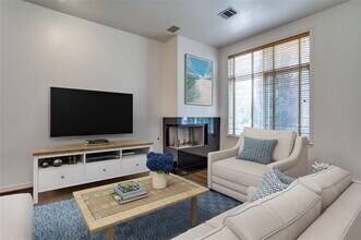 3902 Travis St in Dallas, TX - Building Photo - Building Photo