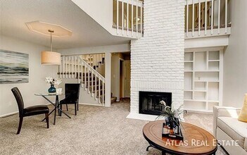 4386 S Blackhawk Way in Aurora, CO - Building Photo - Building Photo