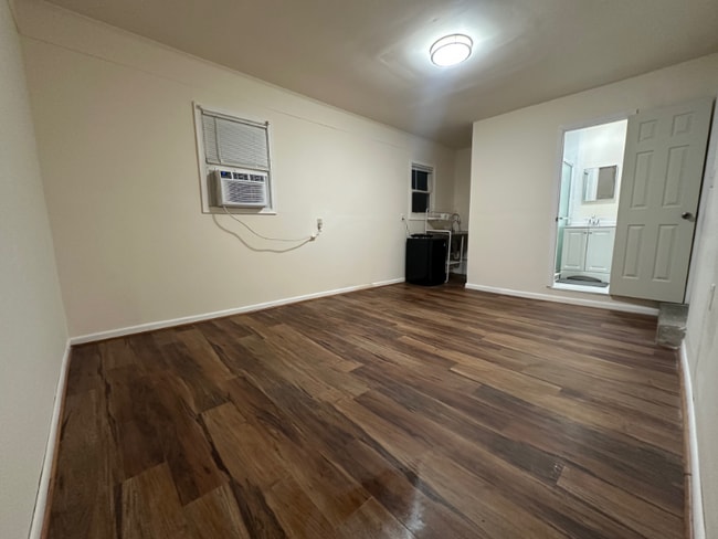 8xxx Barrett Rd in Fort Washington, MD - Foto de edificio - Building Photo