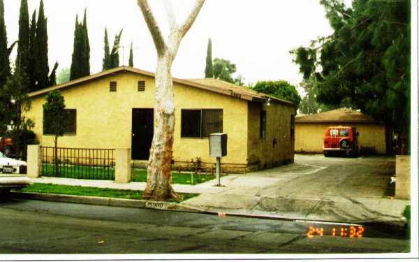 5900-5906 Quinn St in Bell Gardens, CA - Building Photo