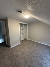 18-20-20 S Walnut St in Wauregan, CT - Building Photo - Building Photo