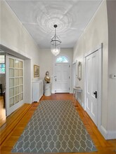2 Hazard Ave in Newport, RI - Building Photo - Building Photo