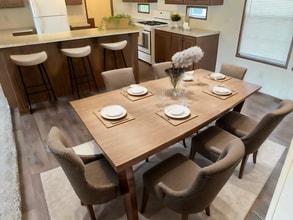 15562 Pine Ridge Dr in Linden, MI - Foto de edificio - Building Photo