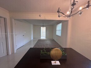 2898 NW 6th Ct in Fort Lauderdale, FL - Building Photo - Building Photo