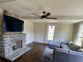 771 Watertown Rd in Middlebury, CT - Building Photo - Building Photo