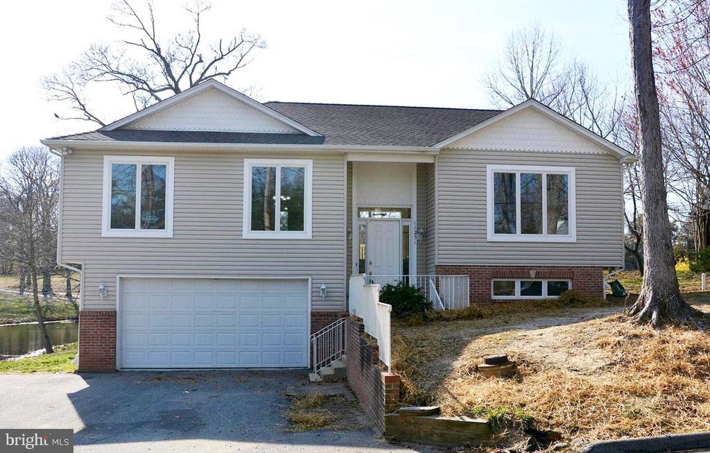 11231 Rawhide Rd in Lusby, MD - Building Photo