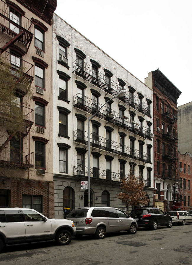 25-27 Jones St in New York, NY - Foto de edificio - Building Photo