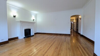 1010 N Austin Blvd in Oak Park, IL - Foto de edificio - Building Photo