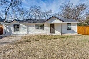 2245 Co Rd 337 in McKinney, TX - Building Photo