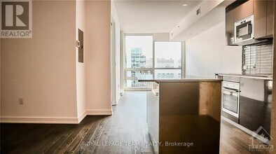 199 Slater St. in Ottawa, ON - Building Photo - Building Photo