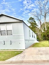 7684 TX-75 in Huntsville, TX - Building Photo - Building Photo