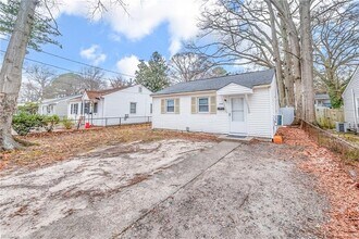 438 Marion Rd in Hampton, VA - Building Photo - Building Photo