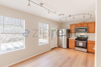 412 Celery Loop in Austin, TX - Building Photo - Building Photo