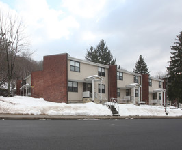 Rondout Gardens in Kingston, NY - Building Photo - Building Photo