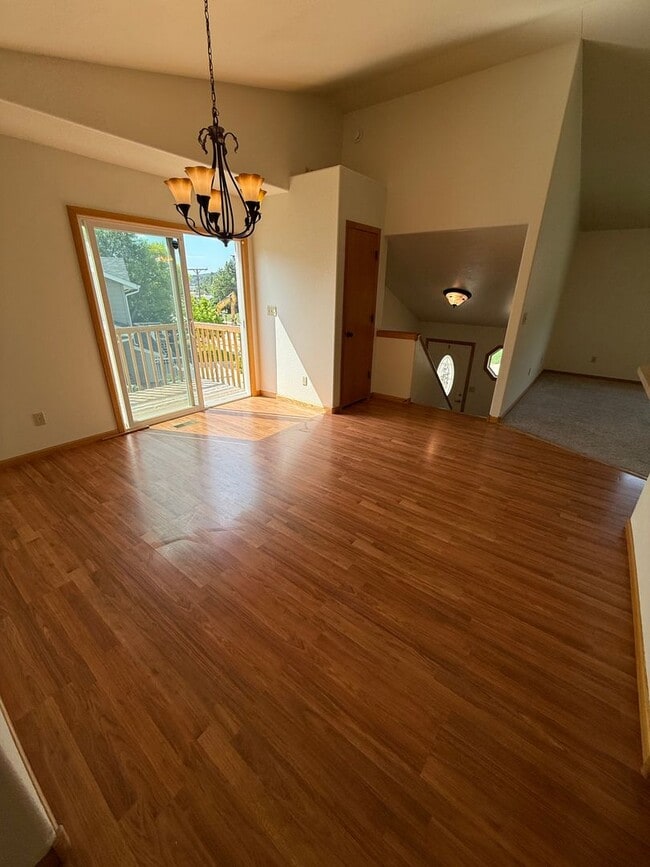 1826 Red Dale Dr in Rapid City, SD - Building Photo - Building Photo