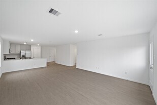 19910 Palermo Shrs Dr in Hockley, TX - Building Photo