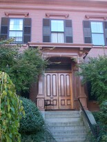 411 Middle St Apartments