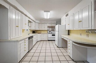905 W Tarleton St in Stephenville, TX - Building Photo - Building Photo