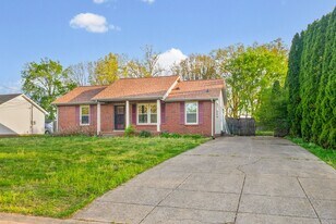 194 Bob White Dr in Clarksville, TN - Building Photo