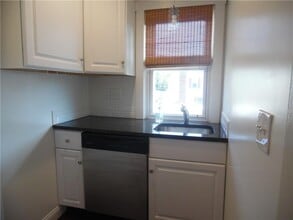 51 Union St in Warren, RI - Building Photo - Building Photo