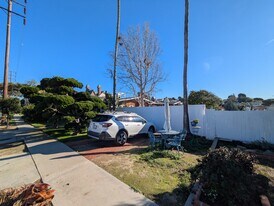 522 E Maple Ave in El Segundo, CA - Building Photo