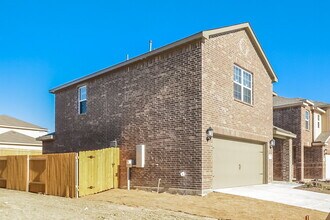 1102 Princeton Hts Blvd in Princeton, TX - Building Photo - Building Photo