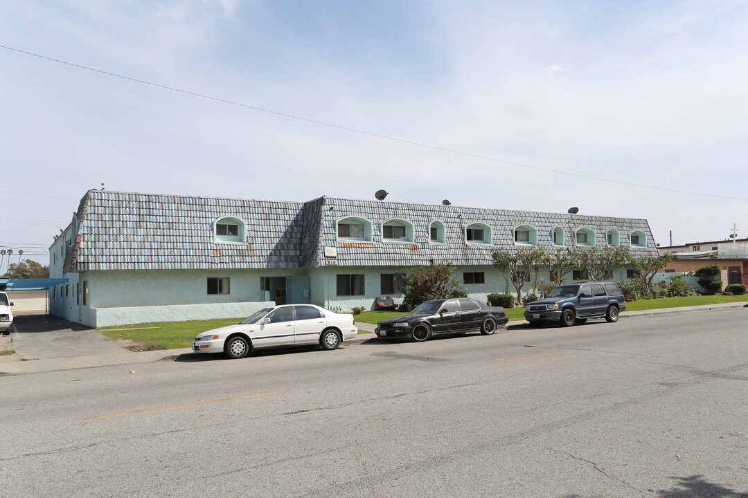 816 S G St in Oxnard, CA - Building Photo