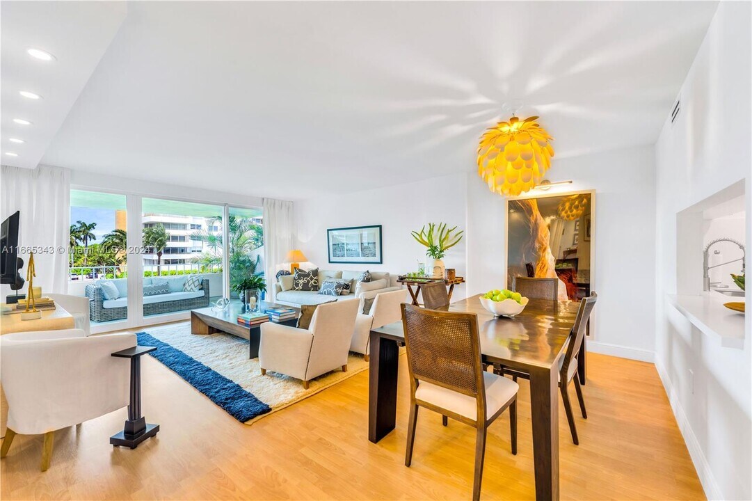 199 Ocean Lane Dr, Unit 306 in Key Biscayne, FL - Foto de edificio
