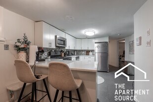 1938 N Halsted St, Unit 1 in Chicago, IL - Building Photo