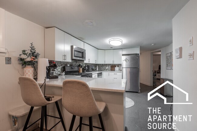 property at 1938 N Halsted St